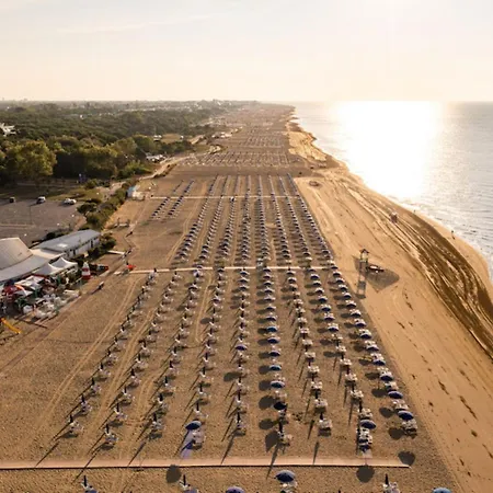 Apartment Spacious Flat With Large Terrace-beahost